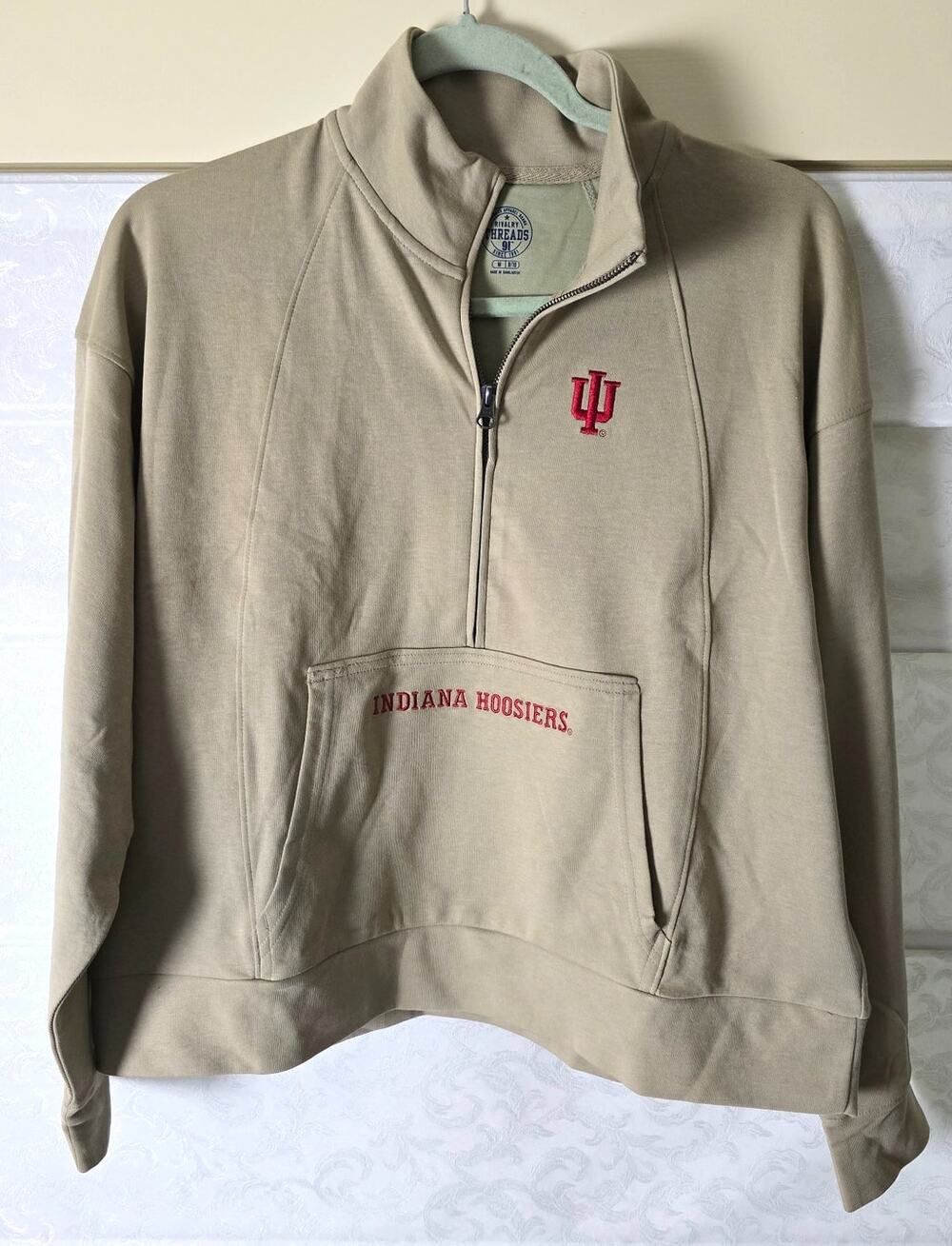 Indiana Hoosiers Women’s M 8/10 Tan 3/4 Zip Sweatshirt NCAA NWT NEW
